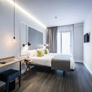 Intelier Victoria Hotell